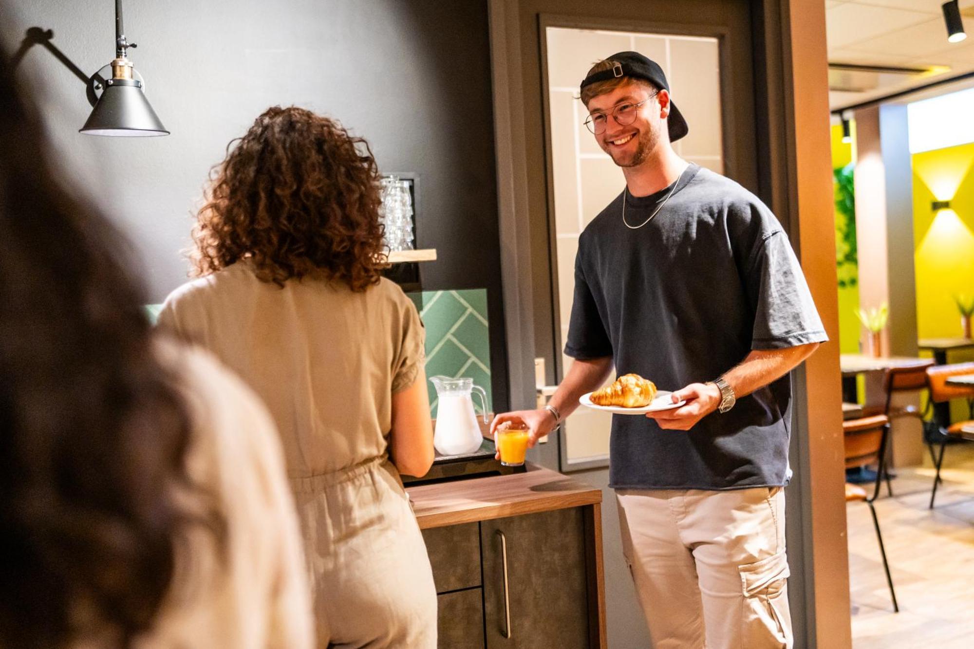 Bud Gett Hostels جروننجن المظهر الخارجي الصورة