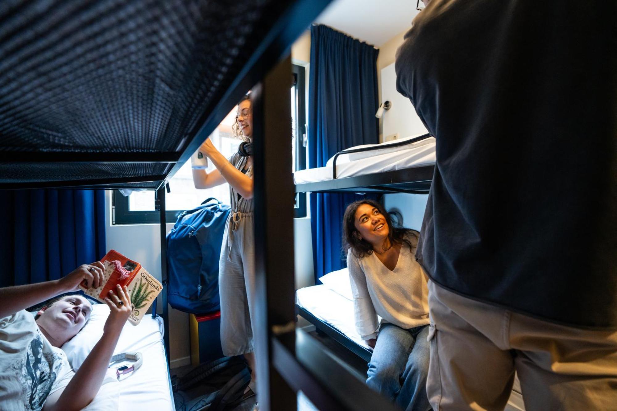 Bud Gett Hostels جروننجن المظهر الخارجي الصورة