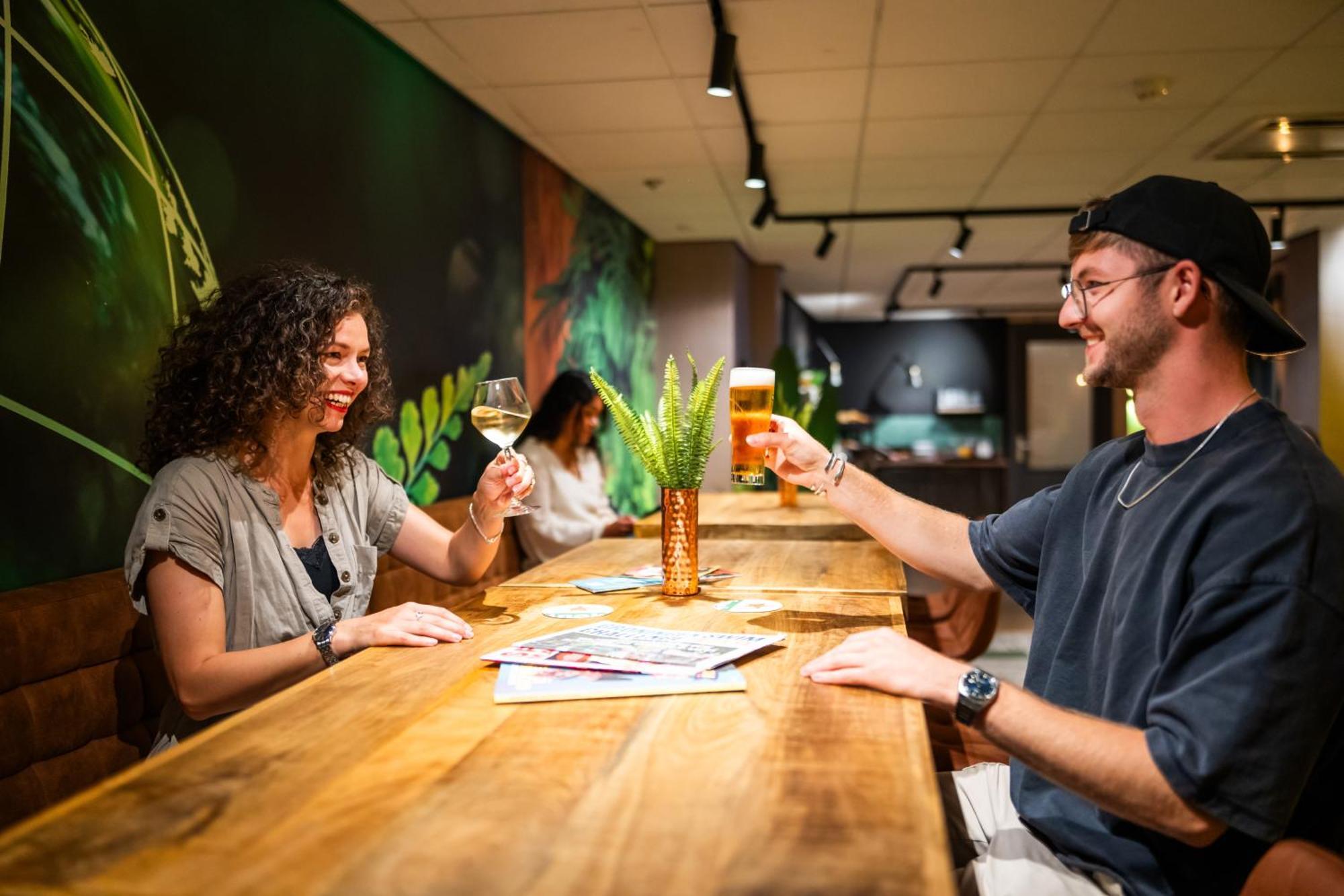 Bud Gett Hostels جروننجن المظهر الخارجي الصورة