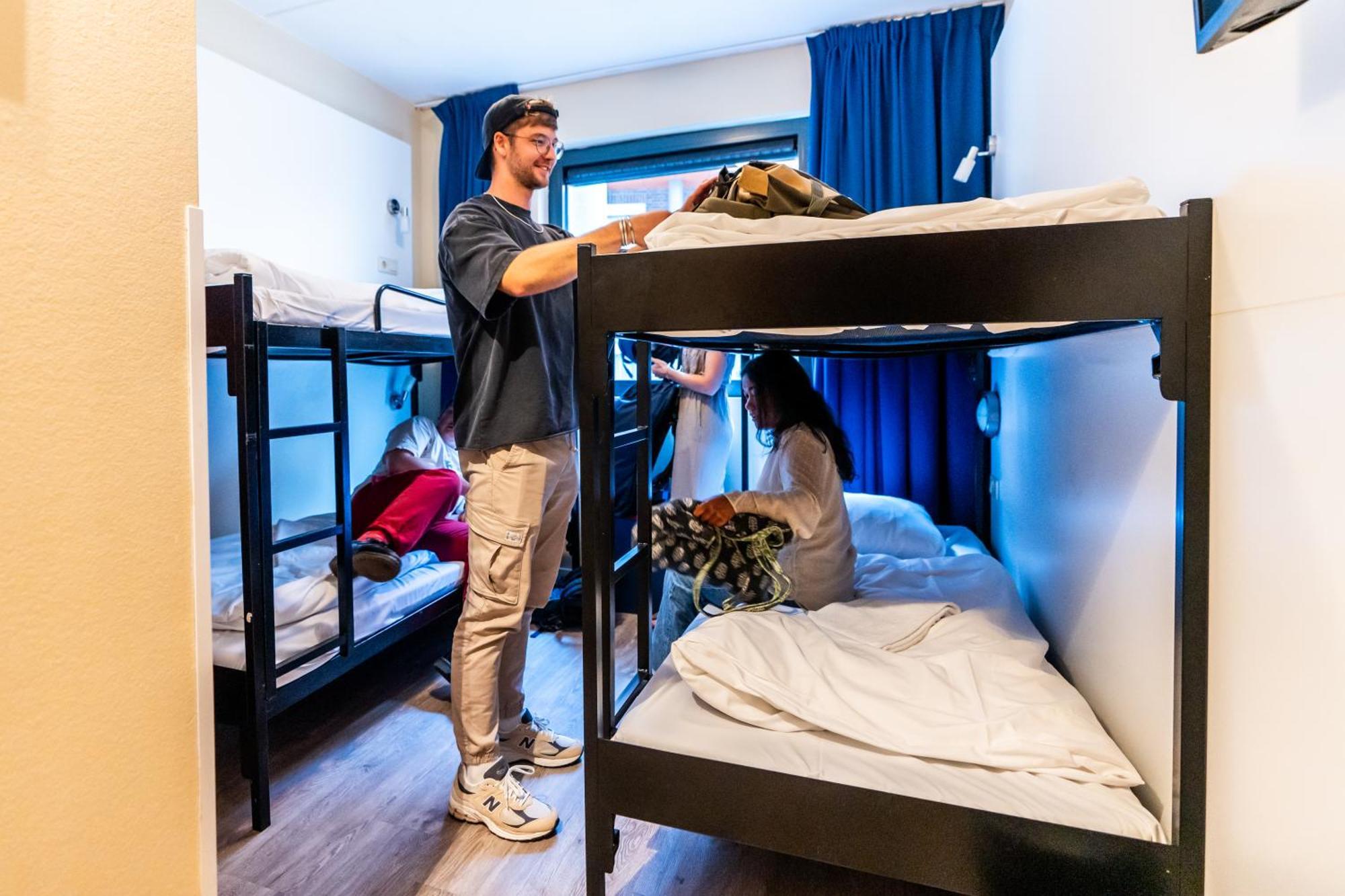 Bud Gett Hostels جروننجن المظهر الخارجي الصورة