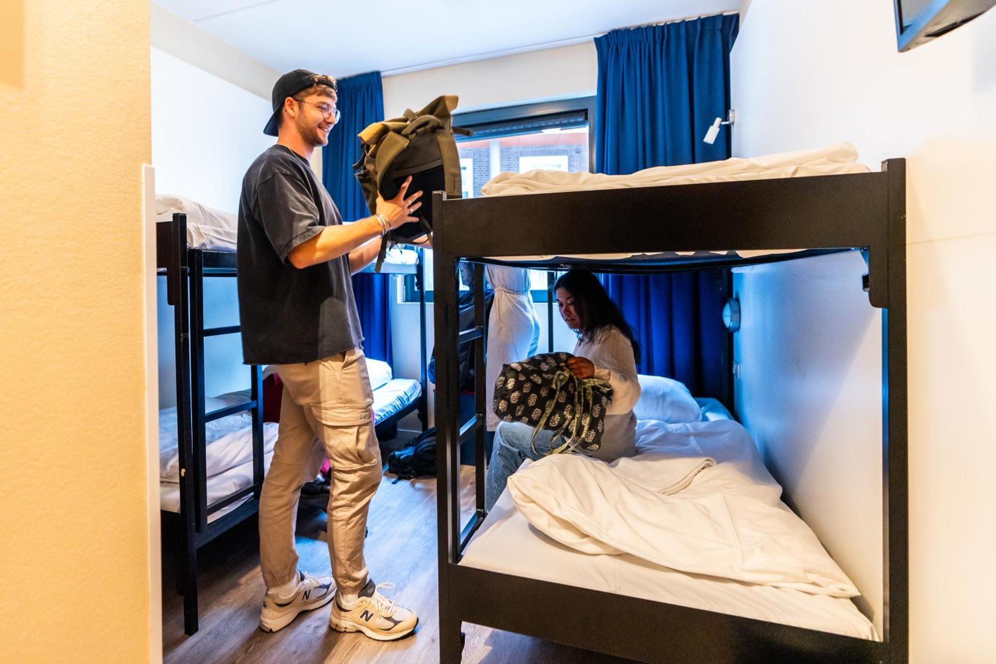 Bud Gett Hostels جروننجن المظهر الخارجي الصورة