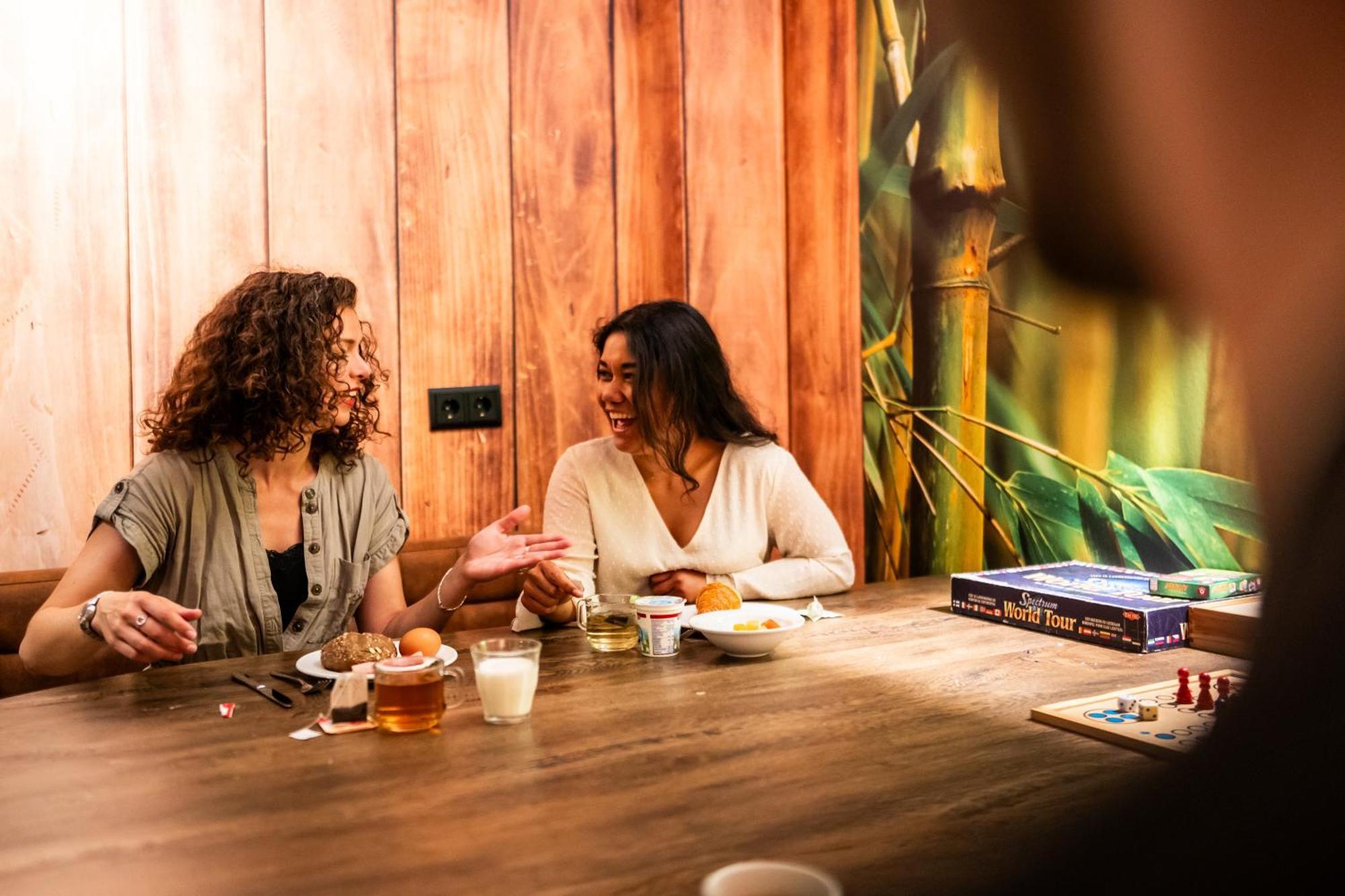 Bud Gett Hostels جروننجن المظهر الخارجي الصورة