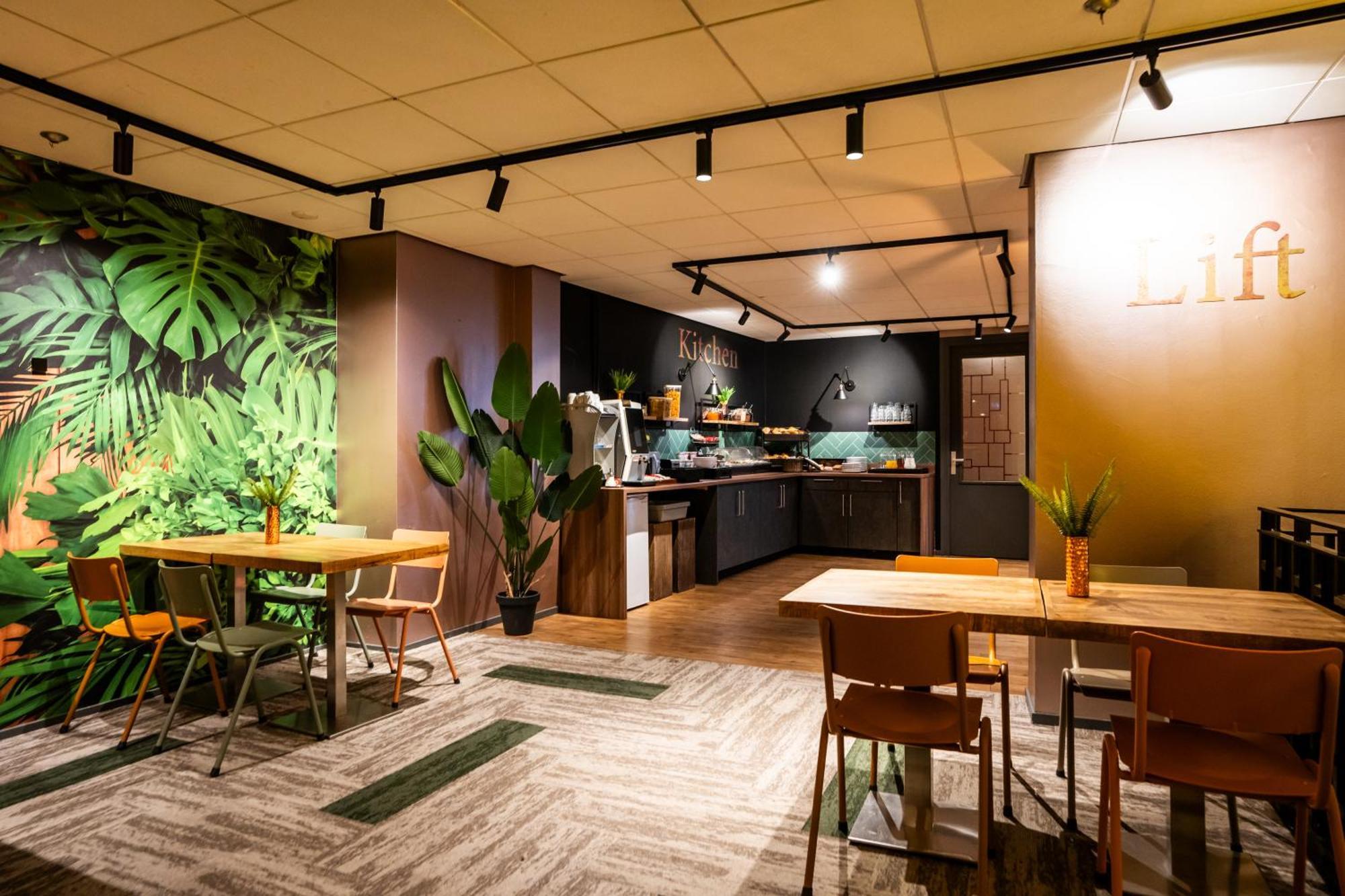 Bud Gett Hostels جروننجن المظهر الخارجي الصورة