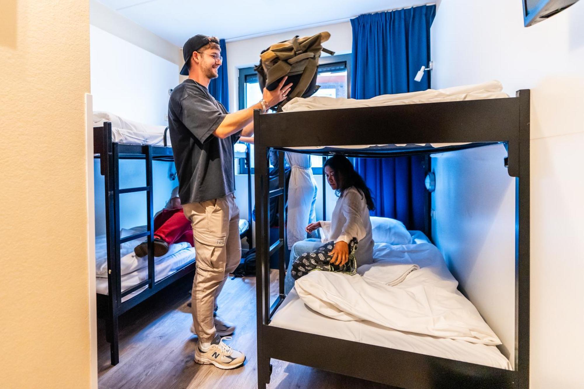 Bud Gett Hostels جروننجن المظهر الخارجي الصورة